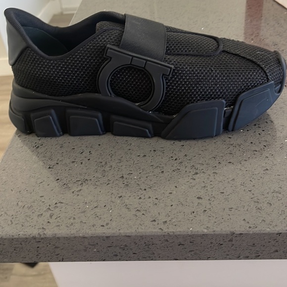 I bought for myself but they are too small for me. - Picture 4 of 6